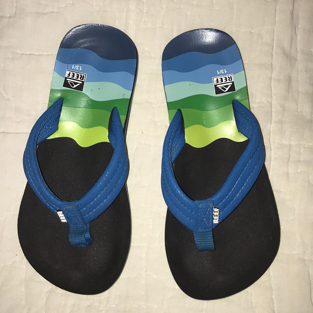 13/1 Reed sandals
